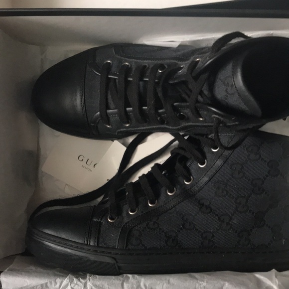 Navy Blue and Black Gucci Shoes - Picture 3 of 3